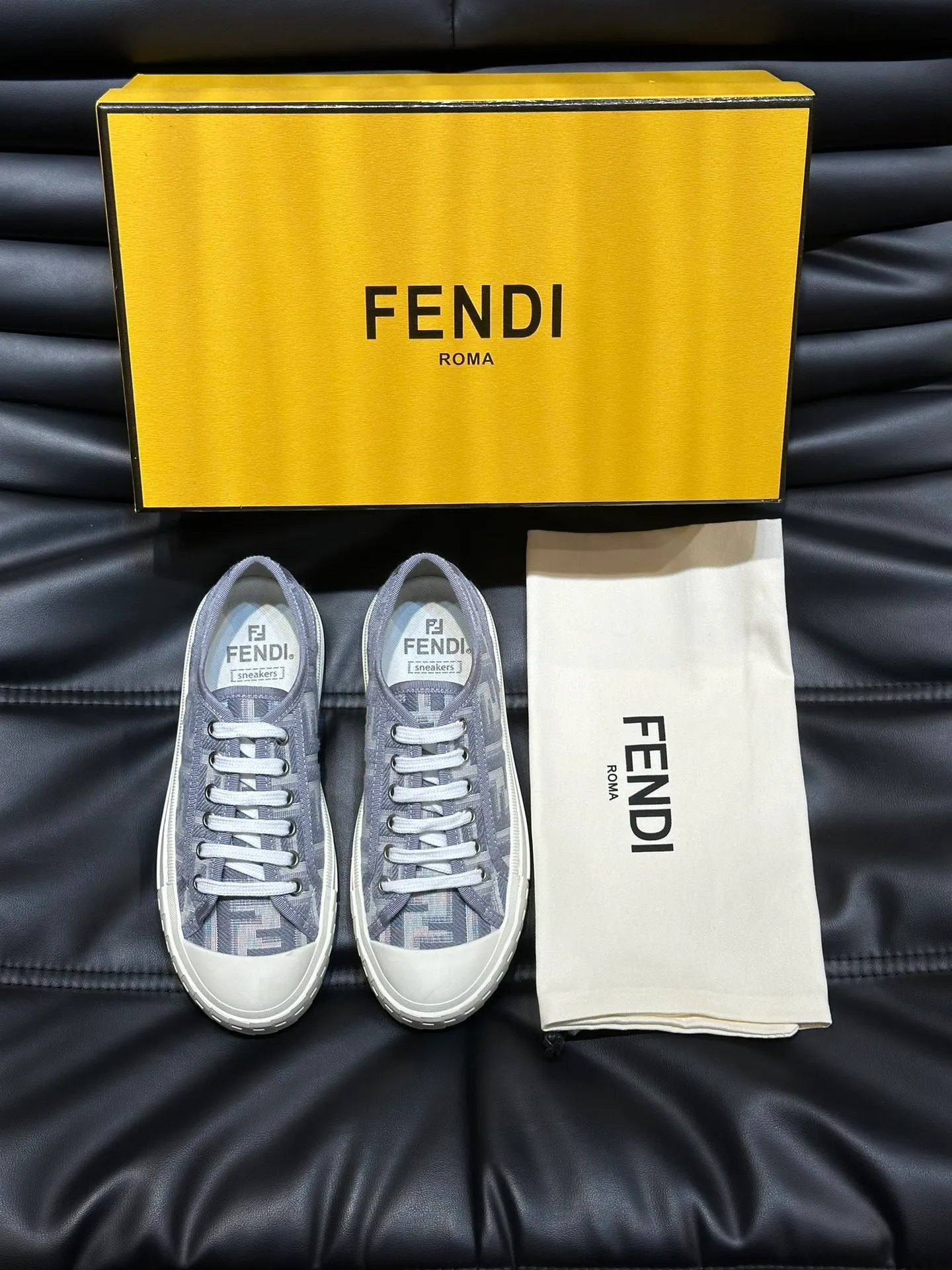 Men's men's shoes 💰420 [New style] 🍿🍿Fendi Fendi👫Couple style low-top canvas shoes, Fendi 2024 spring and summer new lace-up canvas shoes, upper FF jacquard fabric, decorated with same-color satin trim, soles FF carved decoration, soft elastic foot feel, perfect foot comfort! Size: 35-40 Male 38-45
